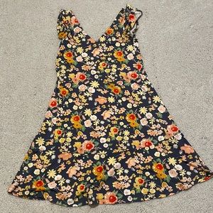 Xxsmall petite 1960s style retro floral sundress Loft ruffle sleeves